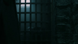 extant_GameOfThrones_5x05-KillTheBoy_2437