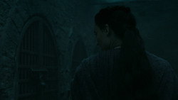 extant_GameOfThrones_5x05-KillTheBoy_2447