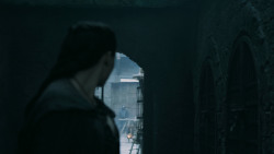 extant_GameOfThrones_5x05-KillTheBoy_2457