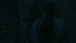 extant_GameOfThrones_5x05-KillTheBoy_2480