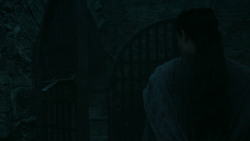 extant_GameOfThrones_5x05-KillTheBoy_2486