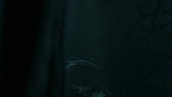 extant_GameOfThrones_5x05-KillTheBoy_2492