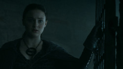 extant_GameOfThrones_5x05-KillTheBoy_2523