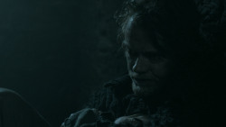 extant_GameOfThrones_5x05-KillTheBoy_2536