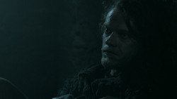 extant_GameOfThrones_5x05-KillTheBoy_2538