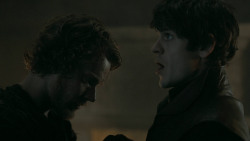 extant_GameOfThrones_5x05-KillTheBoy_2587