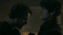 extant_GameOfThrones_5x05-KillTheBoy_2589