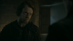 extant_GameOfThrones_5x05-KillTheBoy_2677