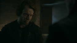 extant_GameOfThrones_5x05-KillTheBoy_2698