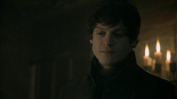 extant_GameOfThrones_5x05-KillTheBoy_2777