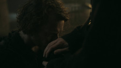 extant_GameOfThrones_5x05-KillTheBoy_2790