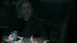 extant_GameOfThrones_5x05-KillTheBoy_2876
