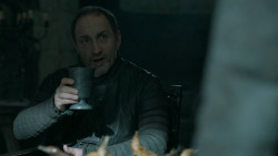 extant_GameOfThrones_5x05-KillTheBoy_2887