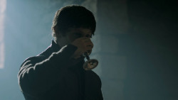 extant_GameOfThrones_5x05-KillTheBoy_2895
