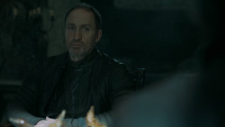 extant_GameOfThrones_5x05-KillTheBoy_2960