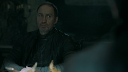 extant_GameOfThrones_5x05-KillTheBoy_2961