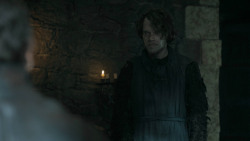 extant_GameOfThrones_5x05-KillTheBoy_3119