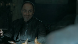 extant_GameOfThrones_5x05-KillTheBoy_3273