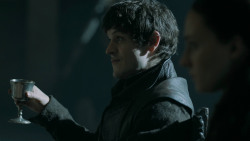 extant_GameOfThrones_5x05-KillTheBoy_3306