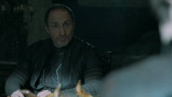 extant_GameOfThrones_5x05-KillTheBoy_3324