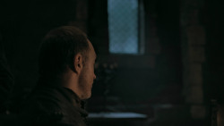 extant_GameOfThrones_5x05-KillTheBoy_3384