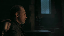 extant_GameOfThrones_5x05-KillTheBoy_3386