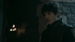 extant_GameOfThrones_5x05-KillTheBoy_3540
