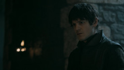extant_GameOfThrones_5x05-KillTheBoy_3545