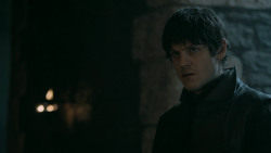 extant_GameOfThrones_5x05-KillTheBoy_3575