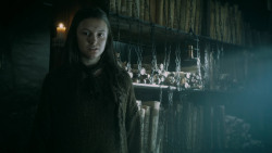 extant_GameOfThrones_5x05-KillTheBoy_3748