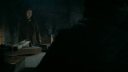 extant_GameOfThrones_5x05-KillTheBoy_3772