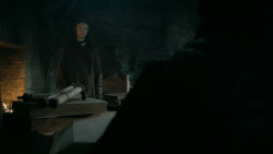 extant_GameOfThrones_5x05-KillTheBoy_3774