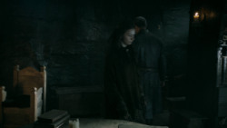 extant_GameOfThrones_5x05-KillTheBoy_3842