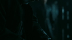 extant_GameOfThrones_5x05-KillTheBoy_4019
