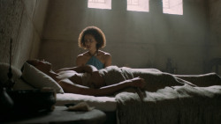 extant_GameOfThrones_5x05-KillTheBoy_4456