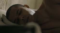 extant_GameOfThrones_5x05-KillTheBoy_4526