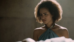 extant_GameOfThrones_5x05-KillTheBoy_4549