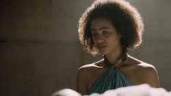 extant_GameOfThrones_5x05-KillTheBoy_4569