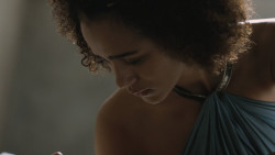 extant_GameOfThrones_5x05-KillTheBoy_4637