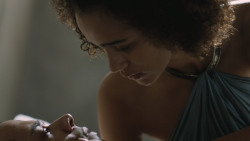 extant_GameOfThrones_5x05-KillTheBoy_4639