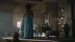 extant_GameOfThrones_5x05-KillTheBoy_4675