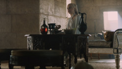 extant_GameOfThrones_5x05-KillTheBoy_4717