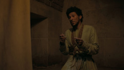 extant_GameOfThrones_5x05-KillTheBoy_4846