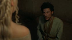 extant_GameOfThrones_5x05-KillTheBoy_4876