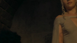 extant_GameOfThrones_5x05-KillTheBoy_4958
