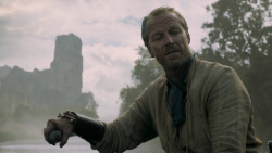 extant_GameOfThrones_5x05-KillTheBoy_5333