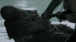 extant_GameOfThrones_5x05-KillTheBoy_5481