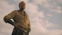 extant_GameOfThrones_5x05-KillTheBoy_5733