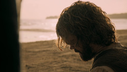 extant_GameOfThrones_5x05-KillTheBoy_5742
