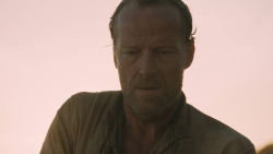 extant_GameOfThrones_5x05-KillTheBoy_5843